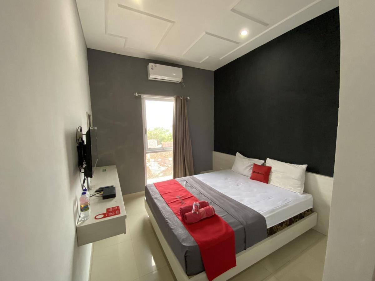 Reddoorz Near Rsud Margono Purwokerto 3 Hotell Exteriör bild