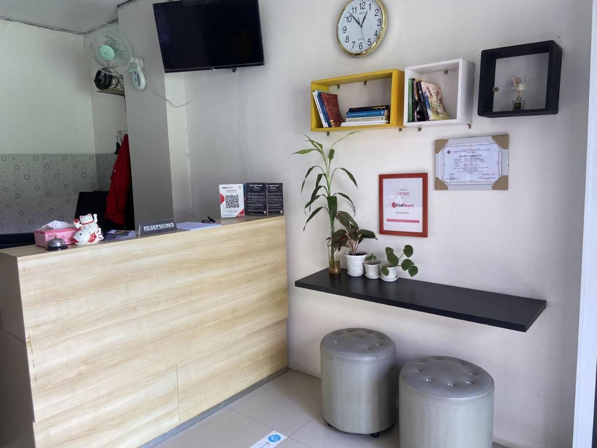 Reddoorz Near Rsud Margono Purwokerto 3 Hotell Exteriör bild